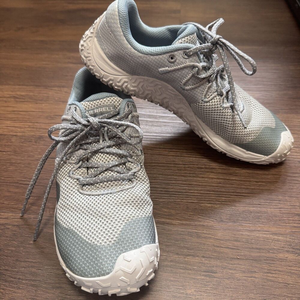 Merrell Trail Glove 7 Barefoot Running Shoes Women’s Size 8.5 Gray Sneakers